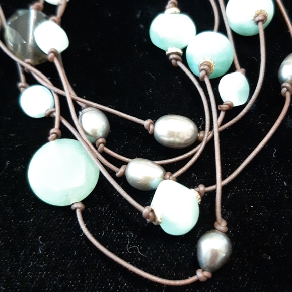 🎊 3/$20 Stella & Dot necklace - Picture 2 of 3